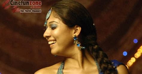 Tamil Celebrity Pictures Nayanthara Hot Navel Show Latest Spicy Stills From Telugu Movie