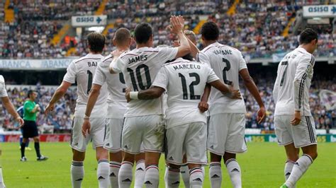 foto  fakta menarik usai real madrid bantai deportivo