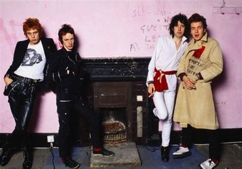 Foto Dai Sex Pistols Ai Ramones In Mostra Le Leggende Punk 4 Di 8