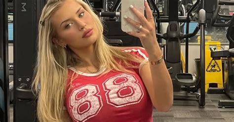 Najzgodnija hokejašica obukla bikini i srušila internet Istopićete se