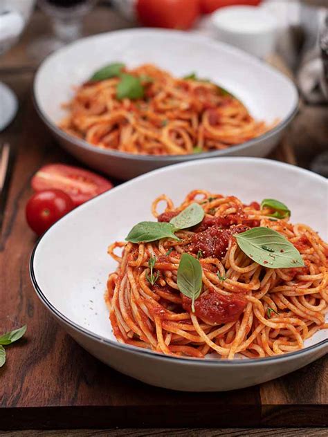 Spaghetti Mit Selbstgemachter Tomatensauce Recheis