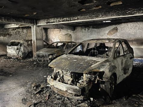 Incendio destruye vehículos en provincia dominicana Prensa Latina