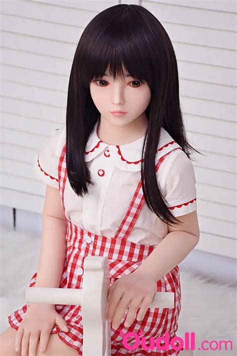 Cute Small Breasts Petite Sex Doll Lola 130cm 4ft 2