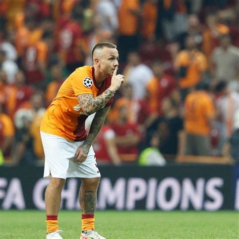 Okan Buruk Angelino Yu Oynatmak Istiyor Son Dakika Galatasaray