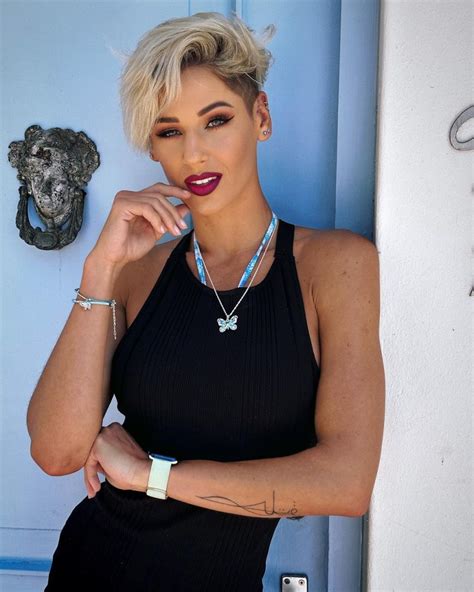 Must Try Blonde Pixie Cut Ideas