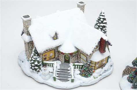 Hawthorne Village Thomas Kinkade Christmas Village Houses | EBTH