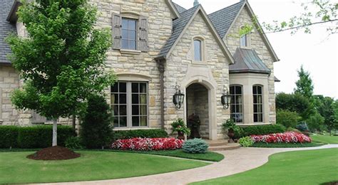 Guide To Find Landscaping Companies Near Me – CozyHouze.com