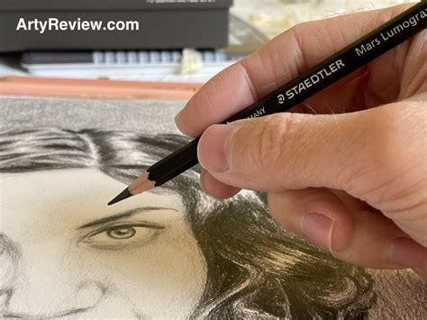 Test Des Crayons Staedtler Mars Lumograph Et Mars Black