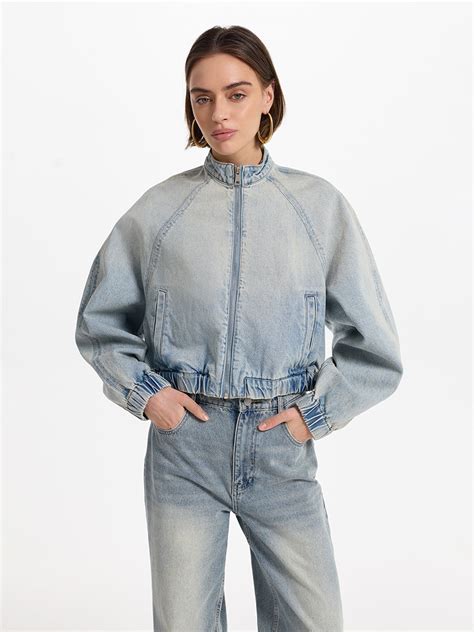 Купить бомбер женский в интернет-магазине «Love Republic» (коллекция ...