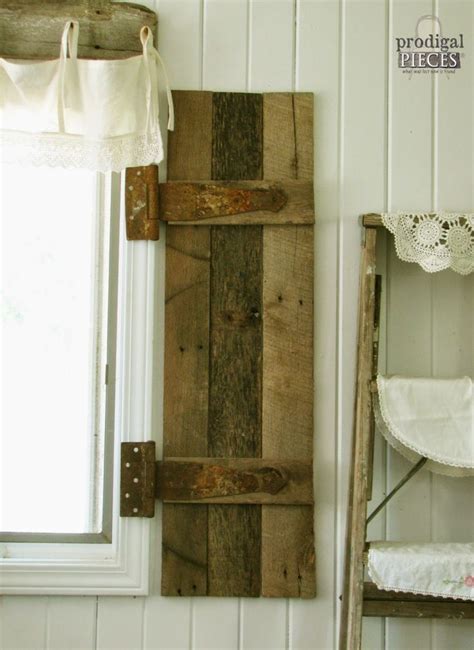 Decorative Shutters Made From Pallet Wood Barn Wood Decor Barn Wood