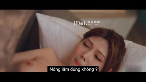 Fuck Beautiful Girl Applying Cream