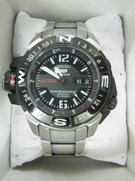 E-TIMES: Seiko 5 Diver Sport Automatic (Used)