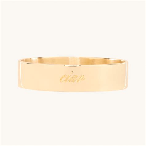 Grand Tomboy Engravable Gold Ring Catbird