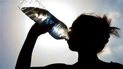 Beber agua de mar una mala decisión a evitar aunque te mueras de sed