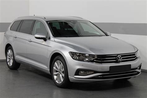 Volkswagen Passat Variant Business Edition Dsg Navi Acc Led Shz