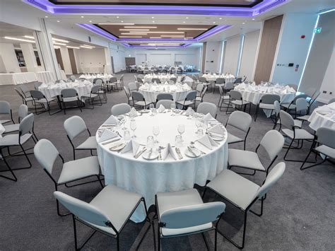 A secret suite at Holiday Inn Express Birmingham NEC Bickenhill Parkway 13