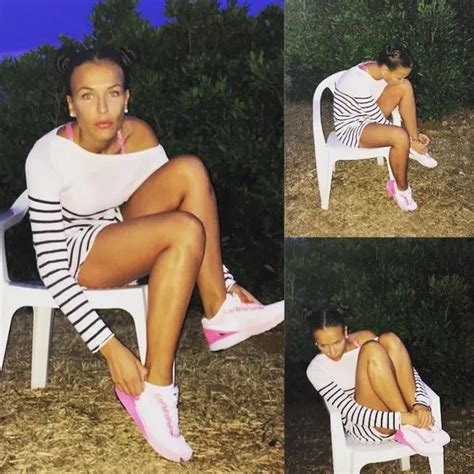 Photos Julie Ricci Secret Story Bronzage Et Bikini Elle Profite