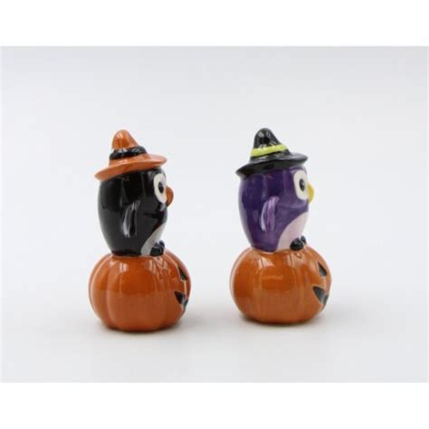 Ceramic Halloween Decor Owl Witches Sitting On Pumpkins Salt And Pepper