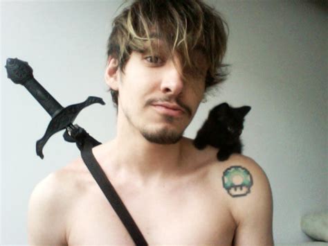 Especial Motivos Para Namorar Um Nerd Gay Gay Nerd Brasil