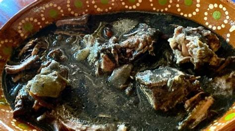 Qué Es El Recado Negro El Ingrediente Estrella De Masterchef Celebrity