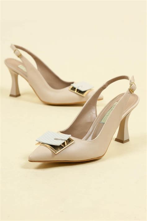 Tokalı Cilt Arkası Açık Stiletto NUDE