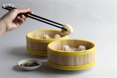 Handmade Steamed Shanghai Xiao Long Bao Pork Meat Mini Dumpling Soup In