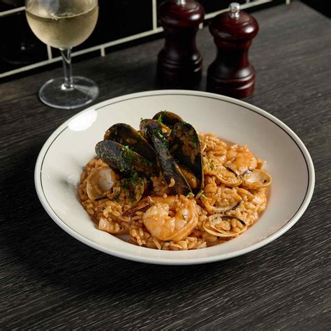 Italian Restaurant & Bar, Essendon | Hugo Dining