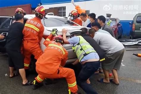 网约车撞货车5根钢筋插入乘客身体：中国消防官方提醒驾驶安全 知乎