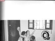 Naked Maria Flor In Revista