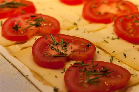 Appetizer Tomaten K Se Bl Tterteig Mit Dijon Senf Bigbbq De