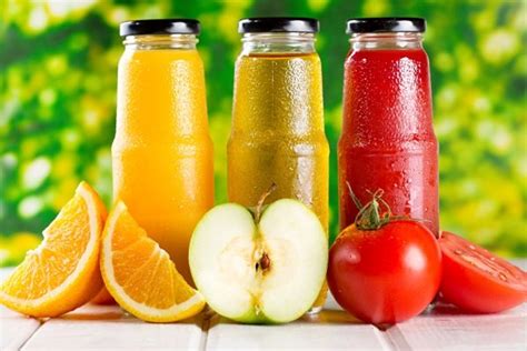 Какие соки можно пить при сахарном диабете? Список разрешенных и ...