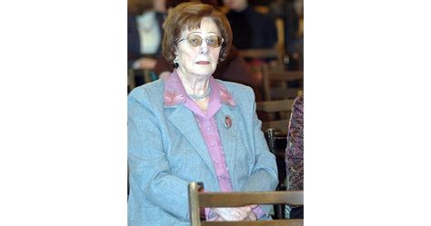 Леда Милева била и сервитьорка