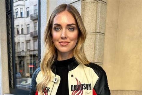 Chiara Ferragni in lingerie al Dirty party della sorella è polemica