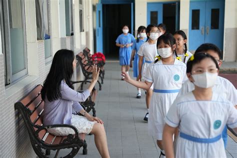 Guru Sekolah Dasar Hong Kong Berkurang Hingga 650 Orang Berita Indonesia