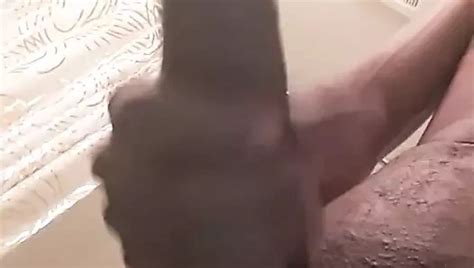 Before Brushing His Teeth He Dilates His Anus Nude Pics Xhamster