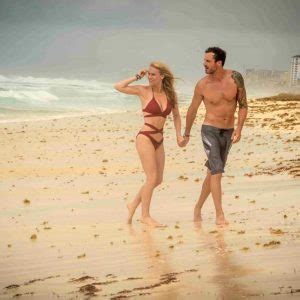 Leven Rambin Bikini Photos From Her Romantic Holiday Scandal Planet