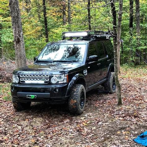 A thoroughly kitted out Discovery 4 by @ascentoverland #landrover # ...