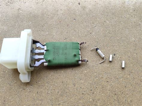 Ventilation HS positions 1,2,3 Ford Fiesta VI Phase 2 - Fiesta - Forum Auto