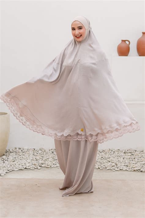 Santorini Silk Nude Brown