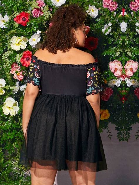 SHEIN FIT Mais Impressão Floral Fora Do Ombro Vestido Sobreposição