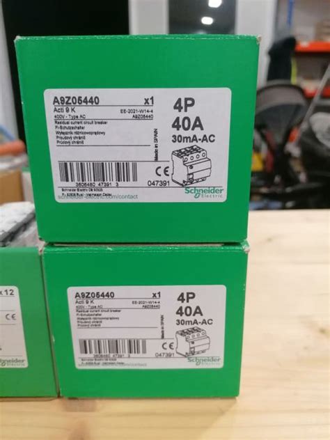 SCHNEIDER ELECTRIC - ACTI9