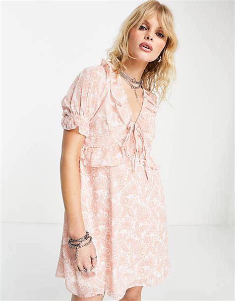 Violet Romance Ruffle Front Smock Dress In Paisley Print Asos