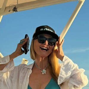 Christie Brinkley Christiebrinkley Nude Fapullo