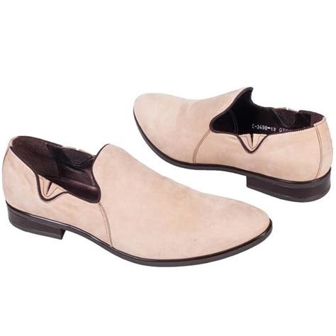 Бежевые мужские туфли выполненные из натурального нубука купить в ...