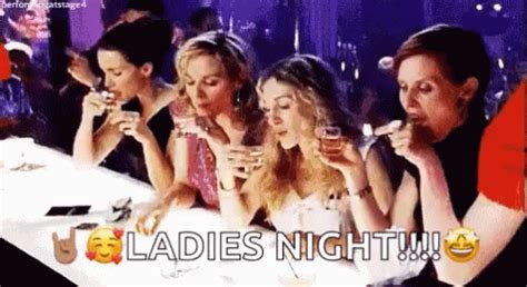 Satc Sex And The City SATC Sex And The City Carrie Discover Share GIFs