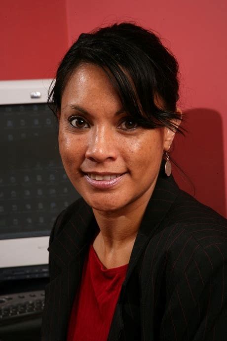 Hot MILF Dez Shows Off Her Big Ass Spreads Her Yummy Pussy Up Close CoedCherry