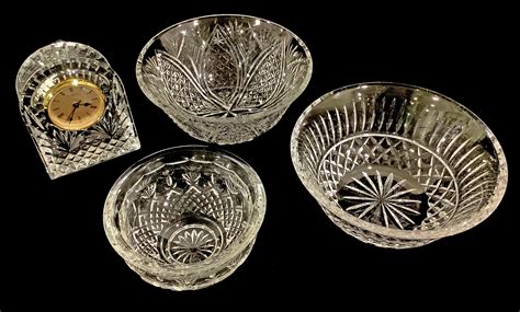 Lot - (4pc) Waterford Crystal Bowls & Clock