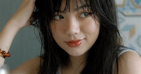 Bị fan đẩy thuyền hot girl Bảo Hân Helia có động thái cực khéo với thiếu gia Team Refund