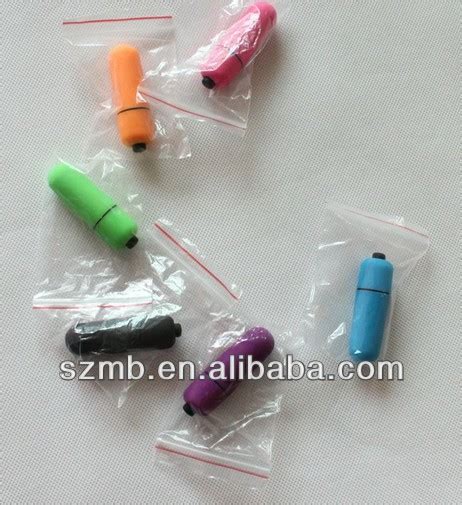 Hot Sale Good Quality Ce Rohs Strong Vibrating Mini Pussy Vibrator