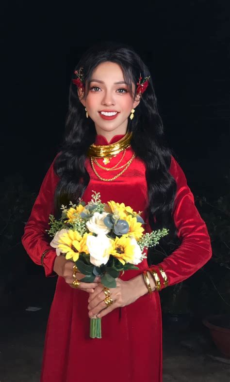 Hot TikToker Võ Thành Ý để lộ mặt chồng mới cưới lên MXH hóa ra là người quen Hot KOLs